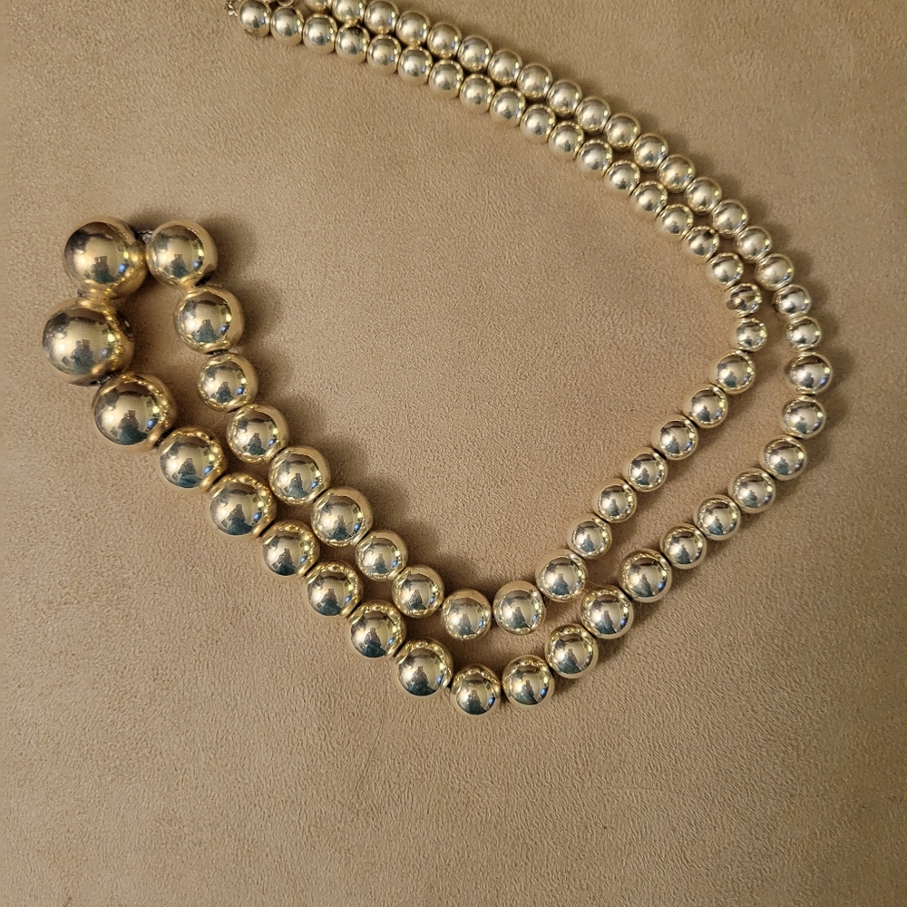 30" Graduated Silver Bead Necklace